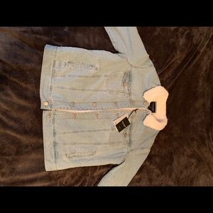 Insulated winter jean jacket. Men’s Large.